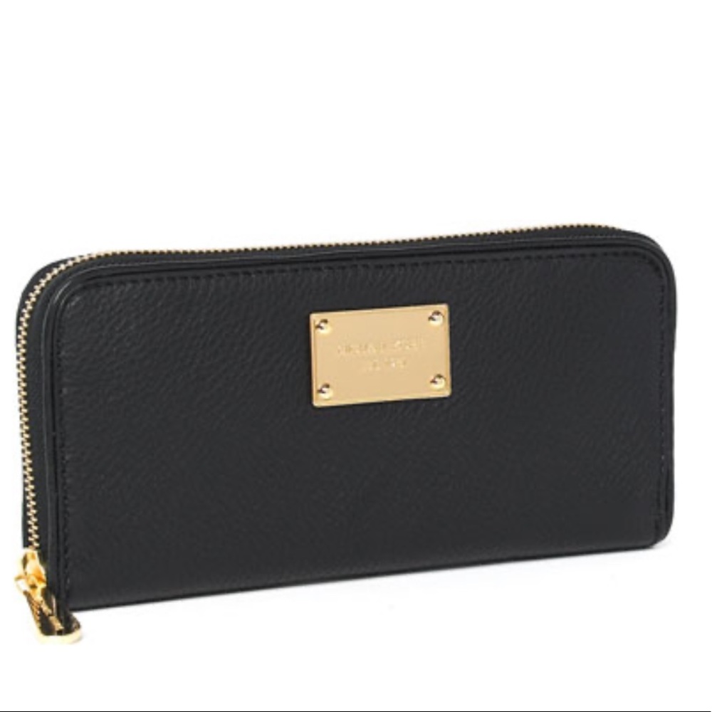 Michael Kors jet set wallet